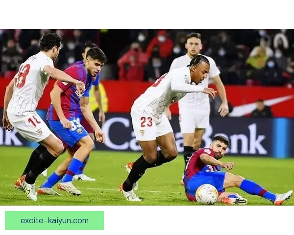 奥萨苏纳定位球表现稳健，近期状态回暖值得关注